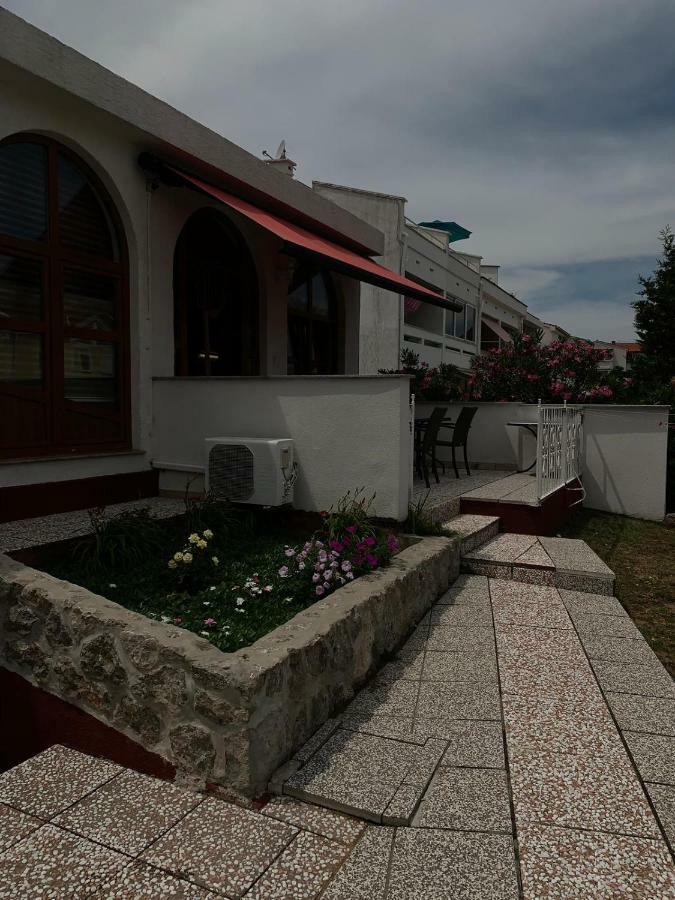 Vila Tesmija Baška Buitenkant foto